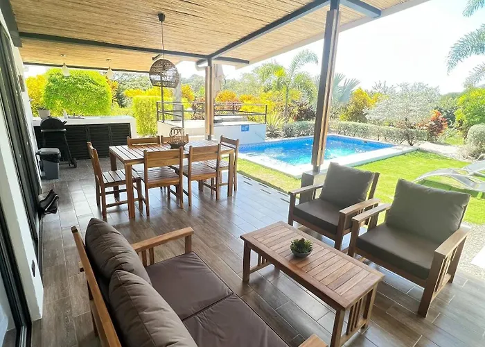 Casa Bella 3 Bdrm House W Pool In Gated Community