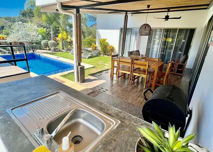 Casa Bella 3 Bdrm House W Pool In Gated Community
